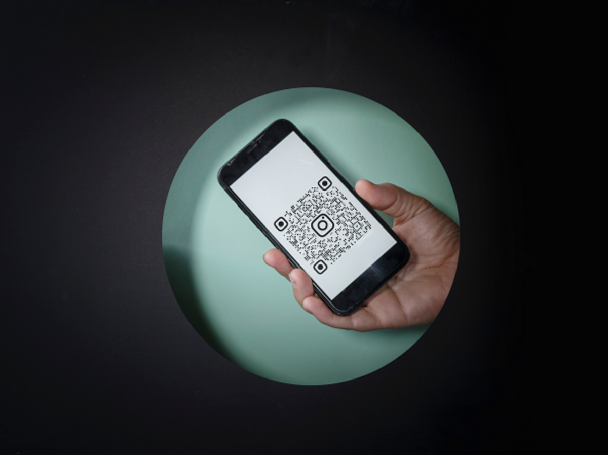 QR Codes and Messaging Apps